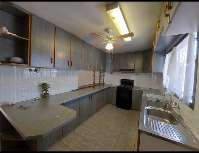 3 BEDROOM HOUSE FOR SALE IN NORTHCROFT